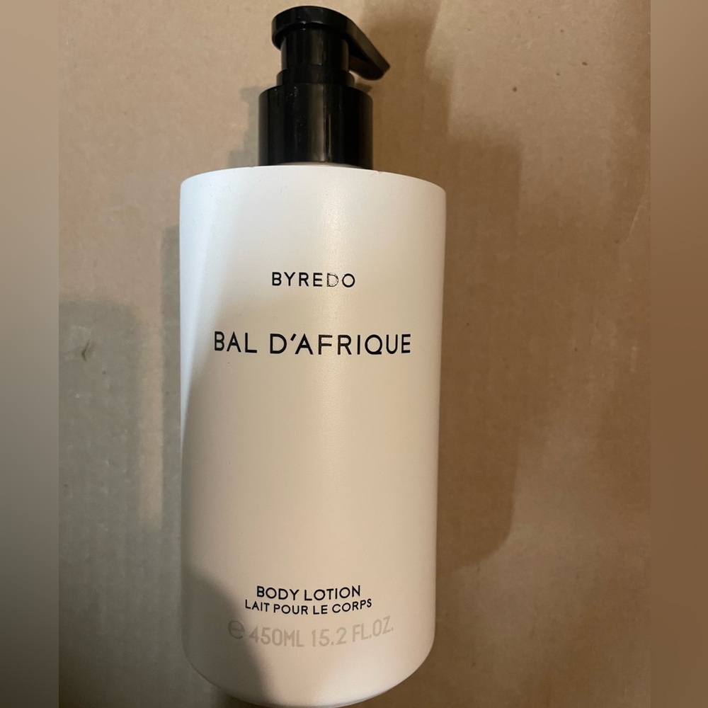 “Last One Alert” BYREDO D'AFRIQUE 15.2 OZ (450ML). Body lotion. BODY LOTION. New